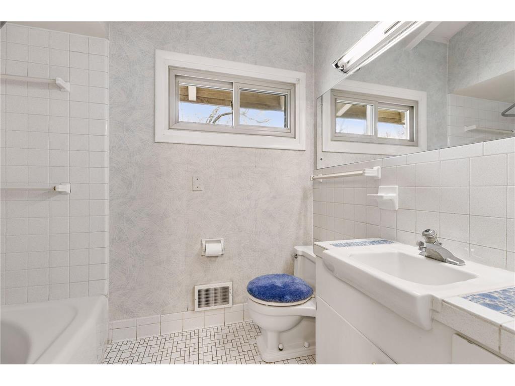 5217 Windsor Avenue Edina MN 55436 7033294 image20