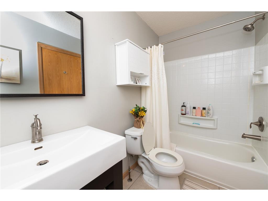 5218 N 4th Street Minneapolis MN 55430 7067369 image14