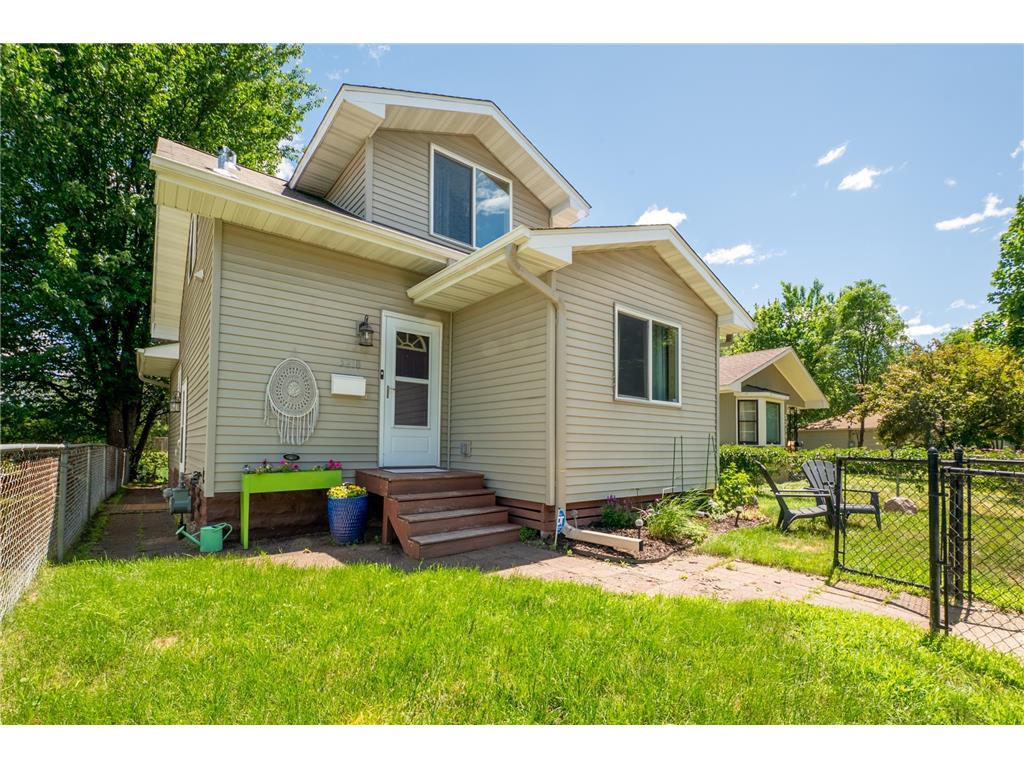 5218 N 4th Street Minneapolis MN 55430 7067369 image2