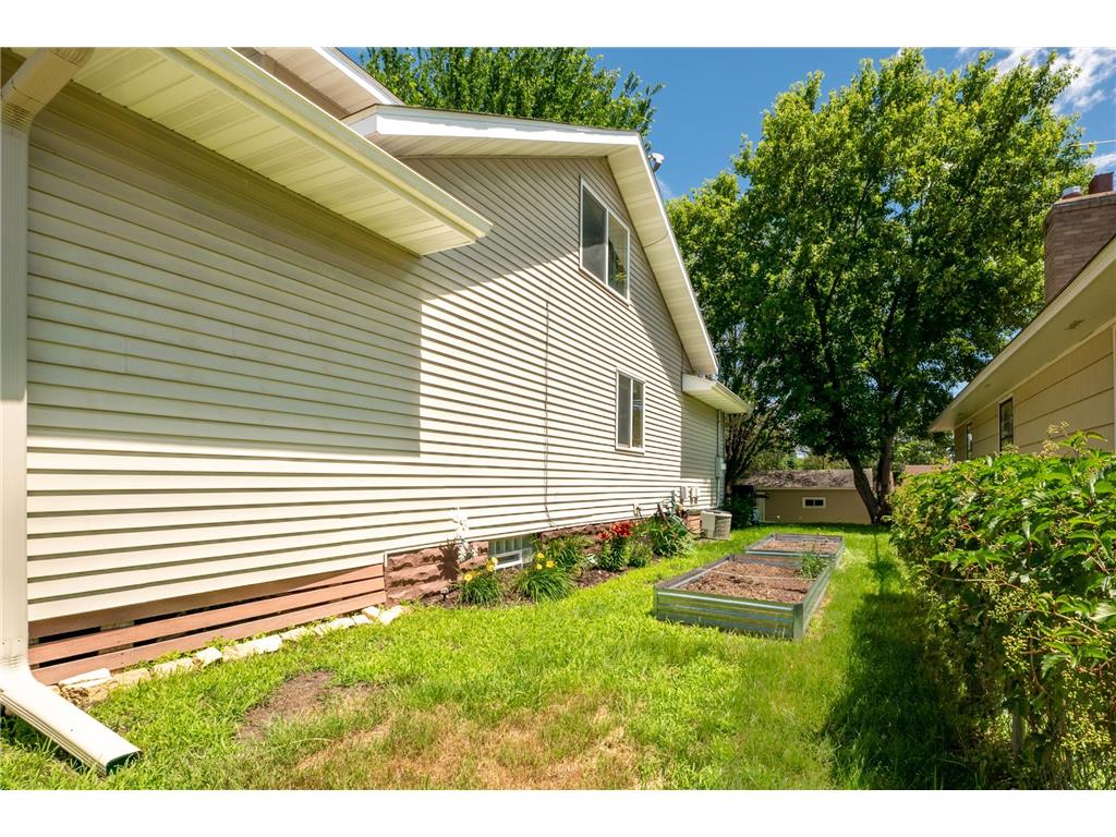 5218 N 4th Street Minneapolis MN 55430 7067369 image27