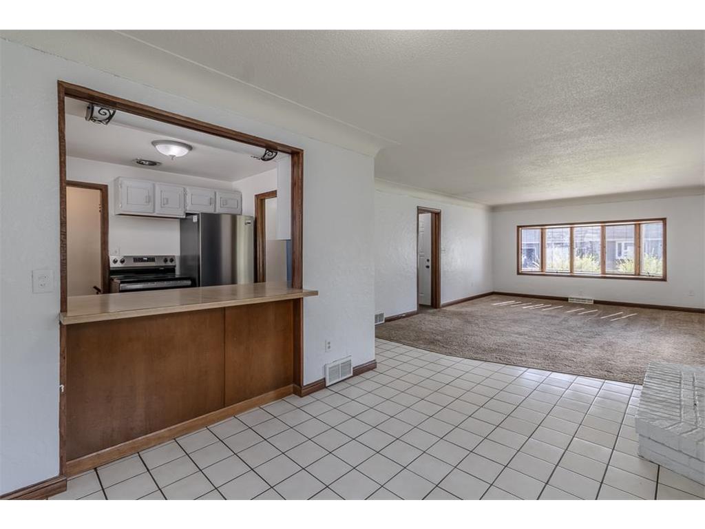 522 1st Street SE Madelia MN 56062 7073887 image10