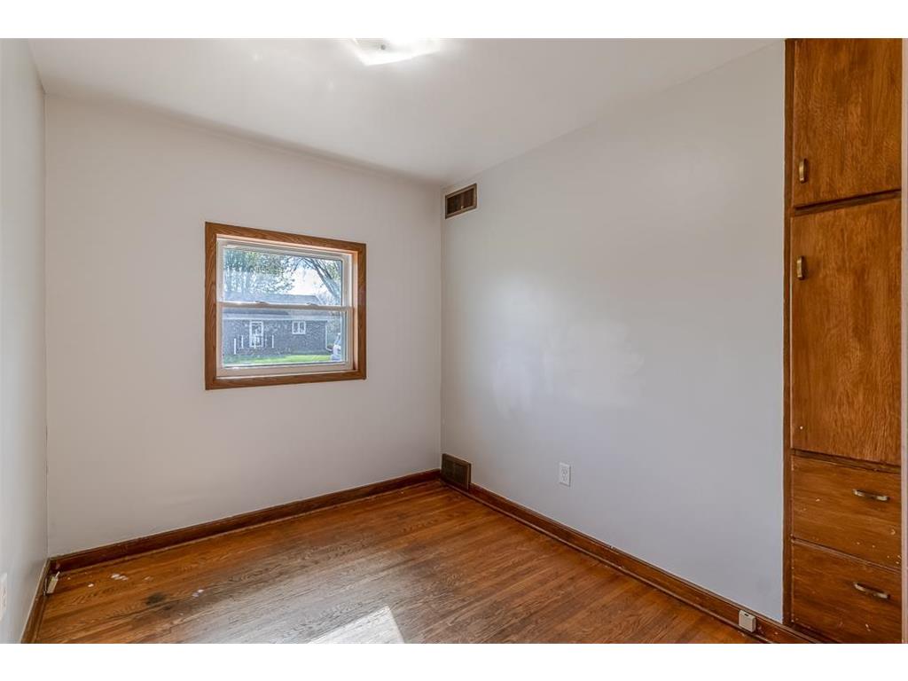 522 1st Street SE Madelia MN 56062 7073887 image17