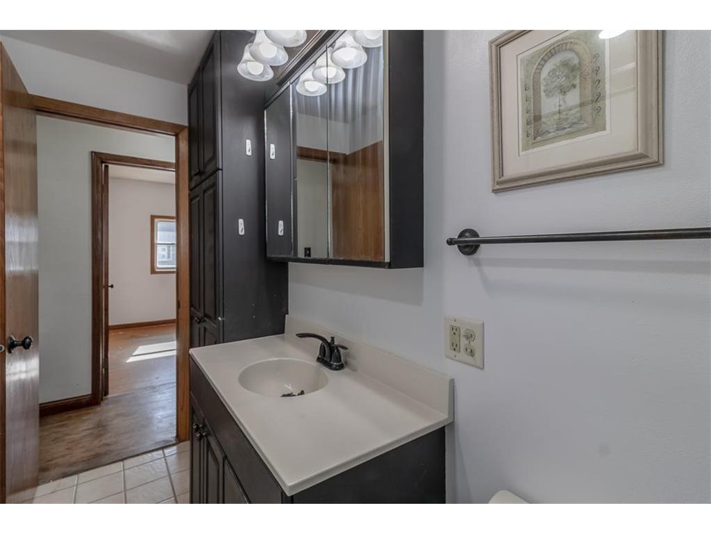 522 1st Street SE Madelia MN 56062 7073887 image21