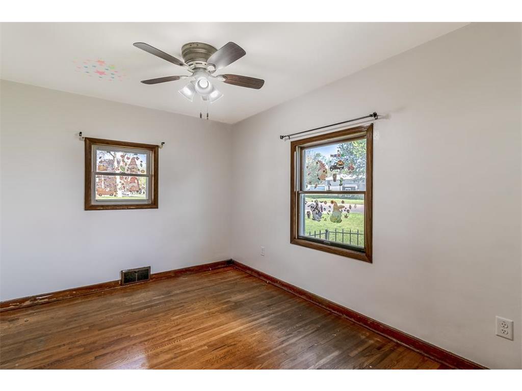 522 1st Street SE Madelia MN 56062 7073887 image26