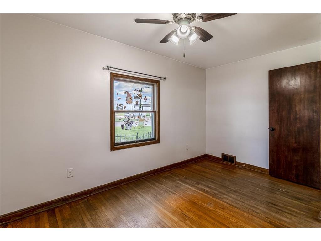 522 1st Street SE Madelia MN 56062 7073887 image29
