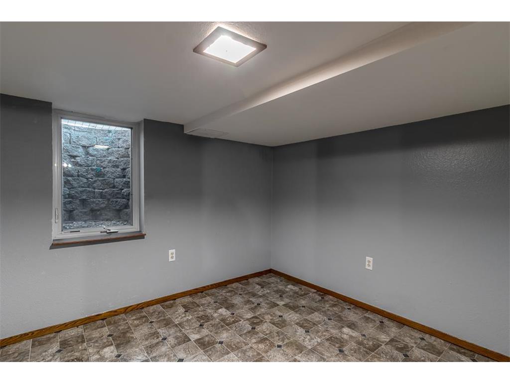 522 1st Street SE Madelia MN 56062 7073887 image30