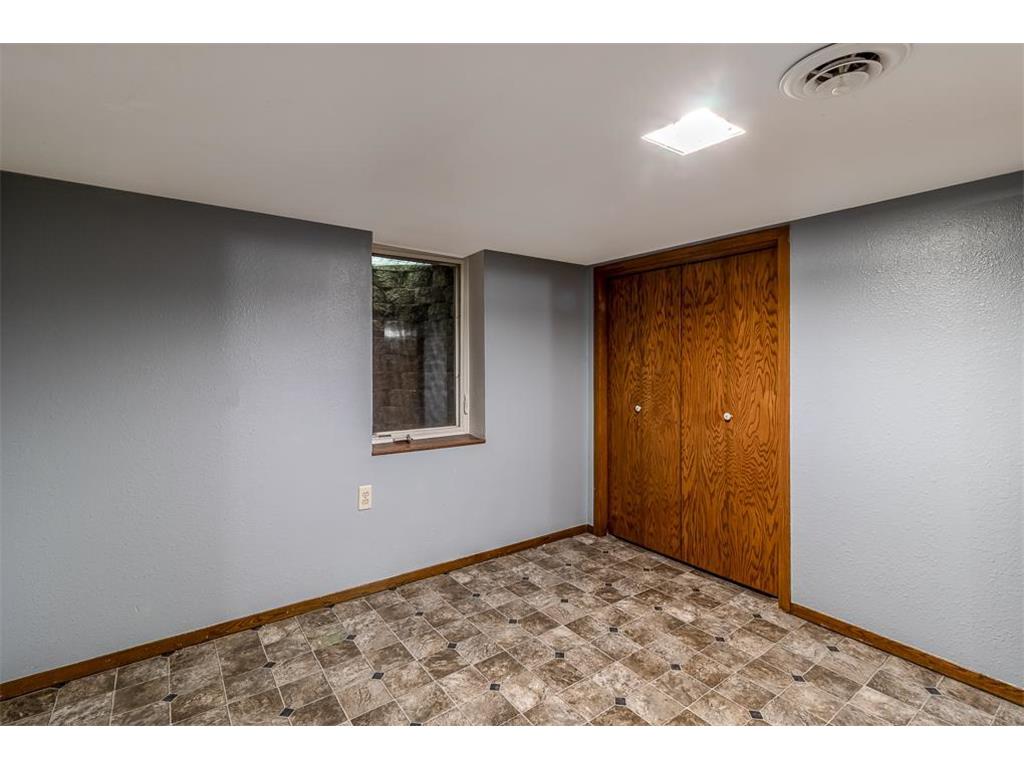 522 1st Street SE Madelia MN 56062 7073887 image34