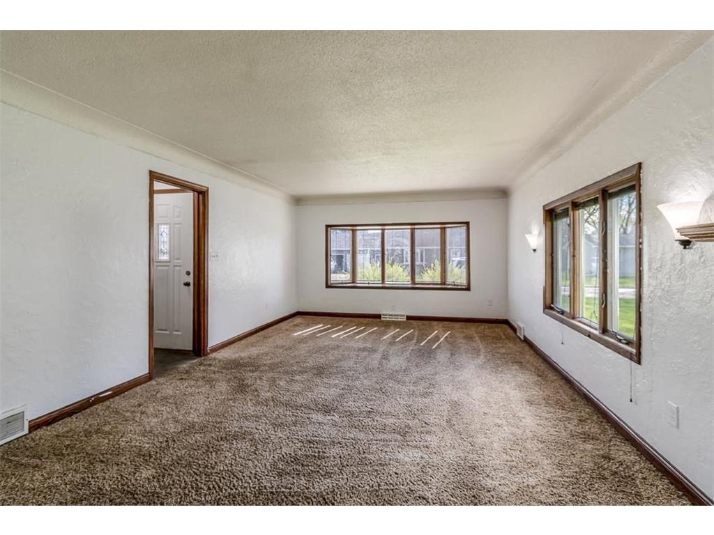 522 1st Street SE Madelia MN 56062 7073887 image6