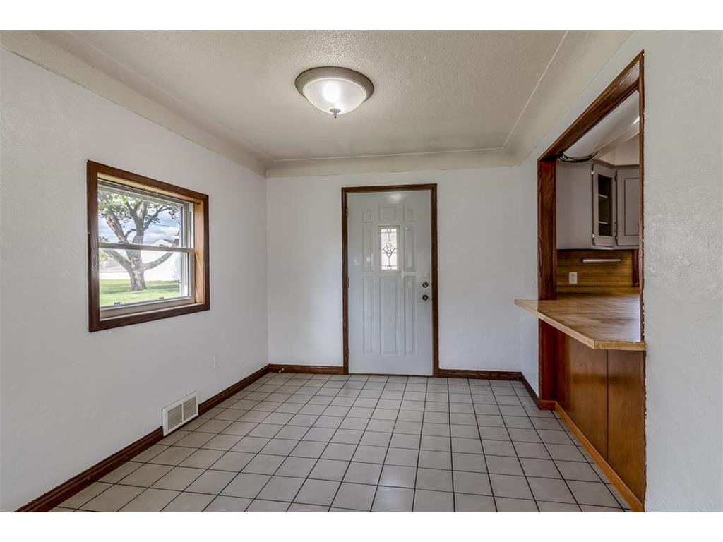 522 1st Street SE Madelia MN 56062 7073887 image9