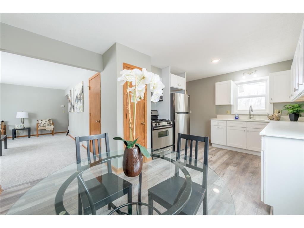 522 7th Street E, Glencoe, MN, 55336 MLS 6329938 Edina Realty