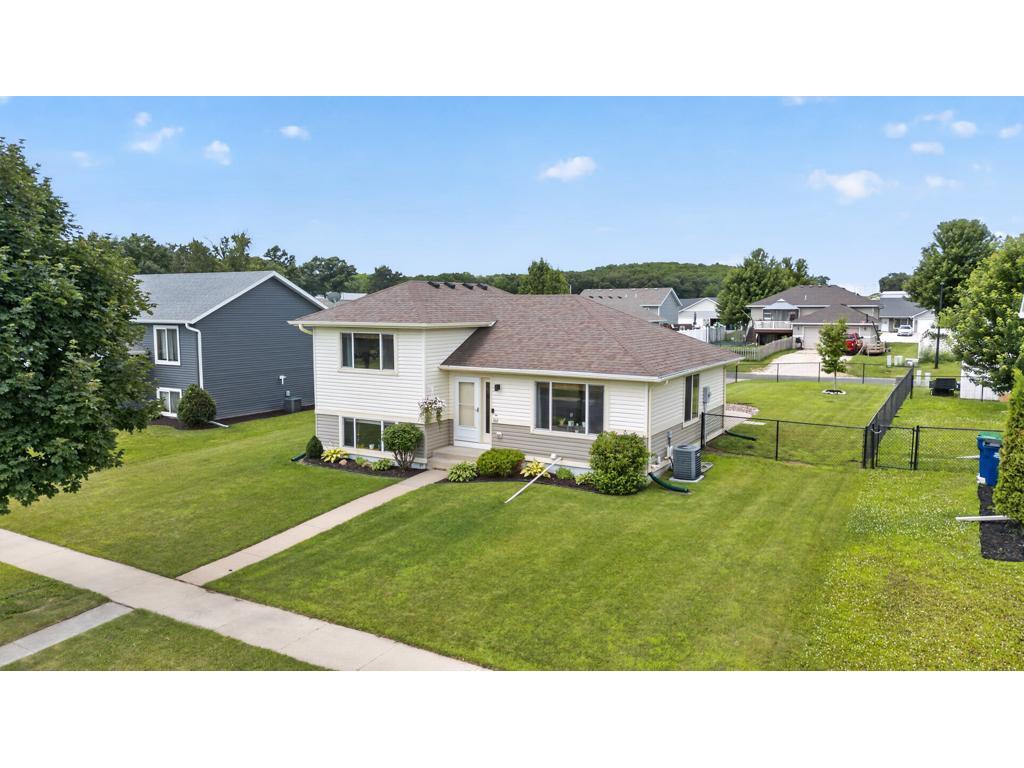 522 Brook Avenue Saint Charles MN 55972 7105752 image1