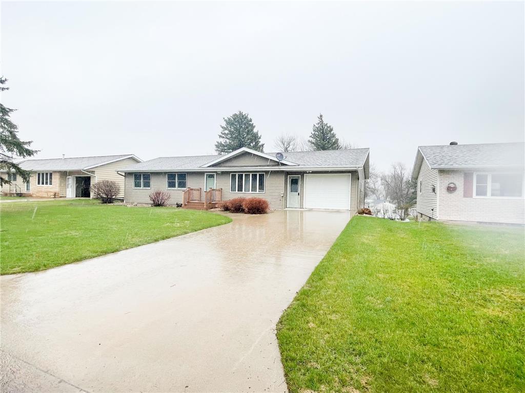 522 Connecticut Avenue Adrian MN 56110 6710160 image1