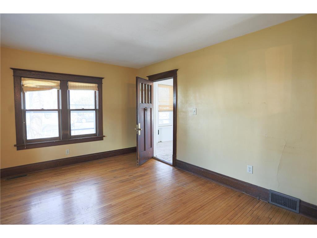 522 E Walnut Street River Falls WI 54022 7036602 image16