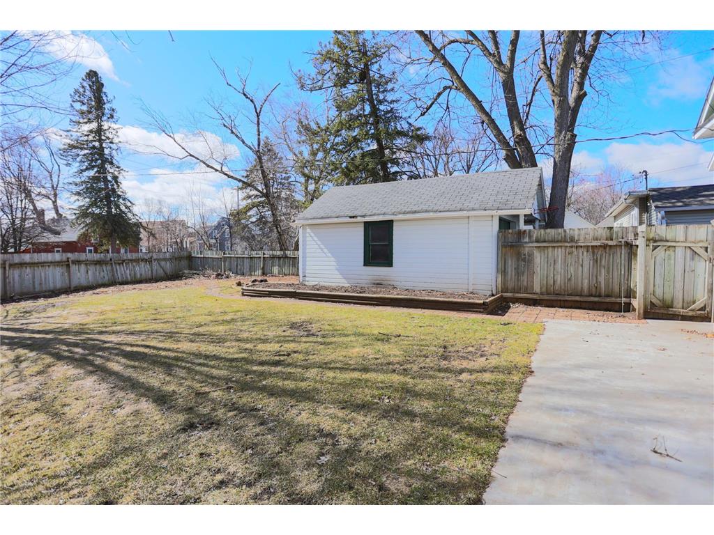 522 E Walnut Street River Falls WI 54022 7036602 image9