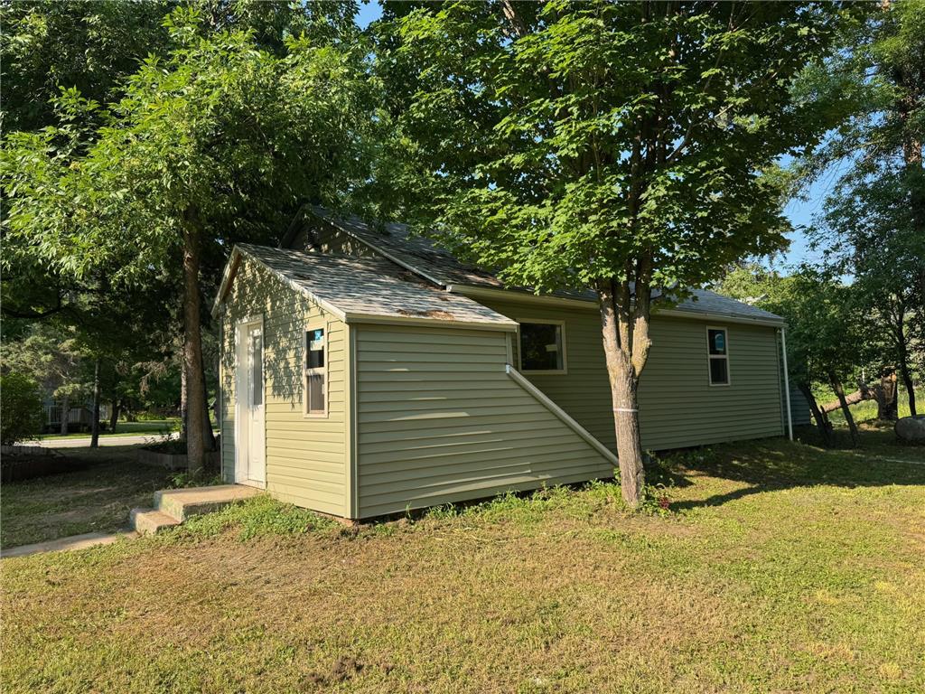 522 Main Street E Tenstrike MN 56683 7108191 image8
