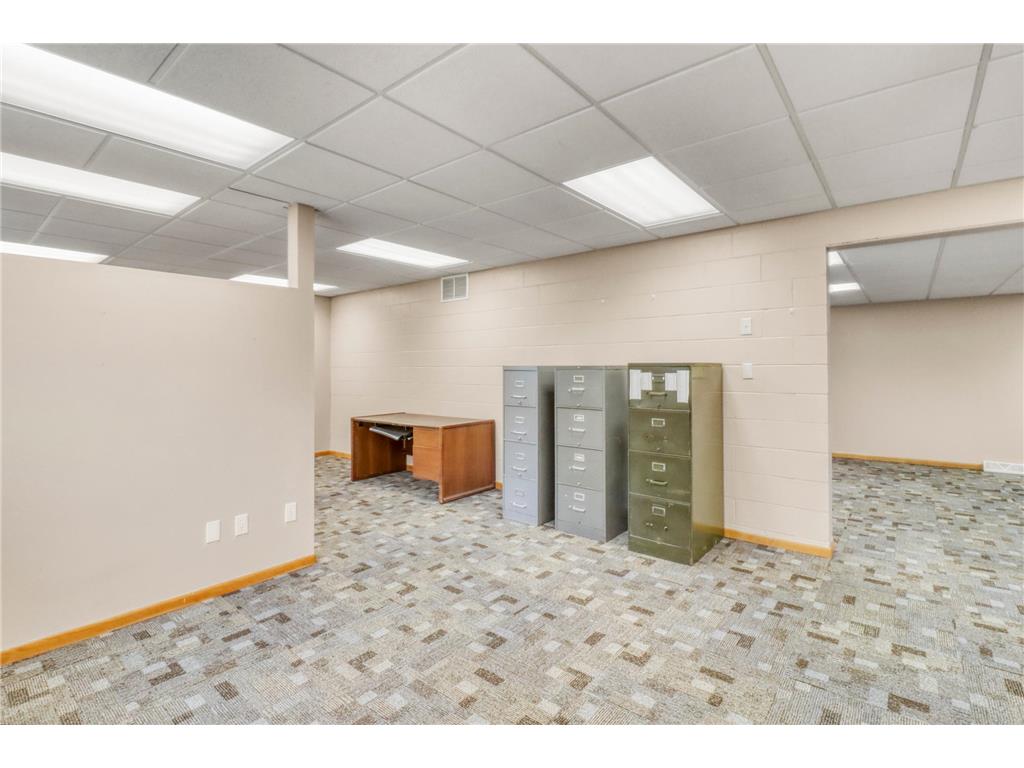 522 Main Street W Detroit Lakes MN 56501 7086915 image34
