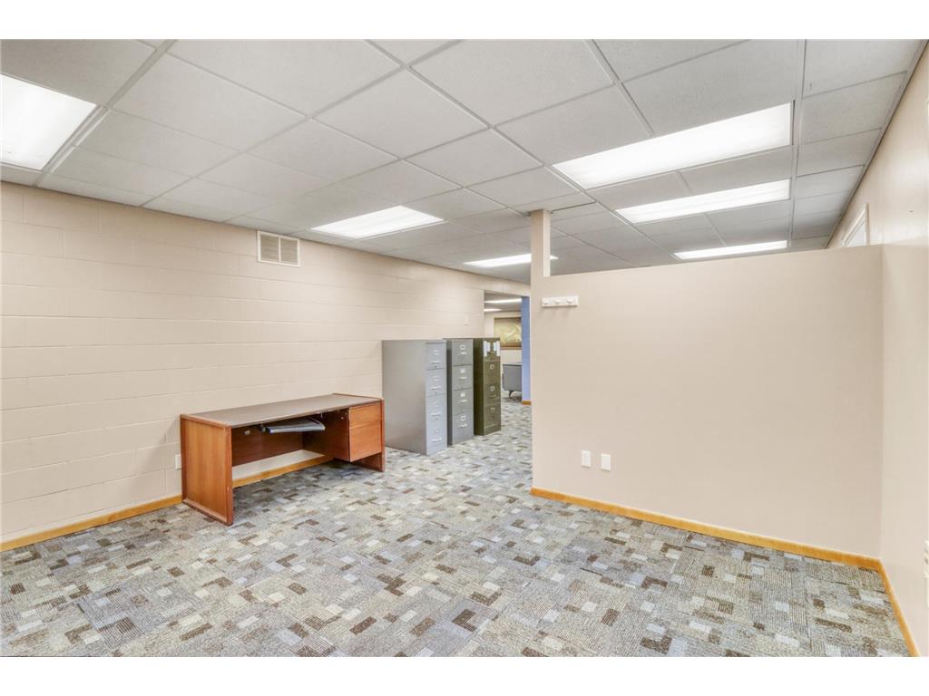 522 Main Street W Detroit Lakes MN 56501 7086915 image37