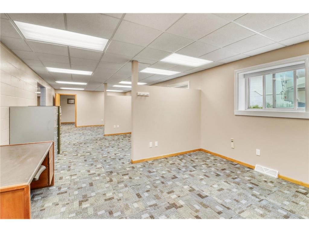 522 Main Street W Detroit Lakes MN 56501 7086915 image38