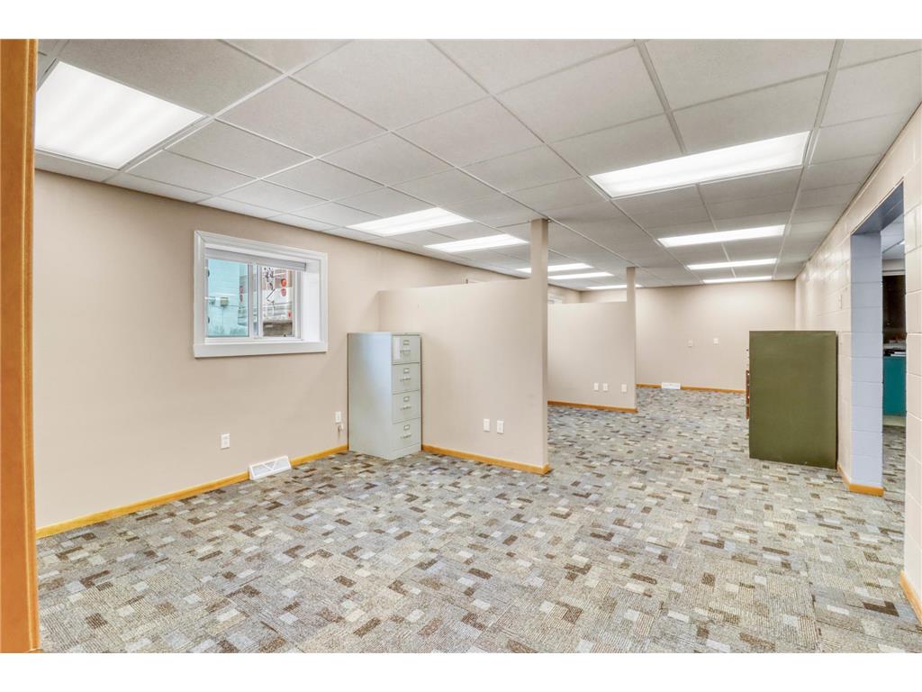 522 Main Street W Detroit Lakes MN 56501 7086915 image39