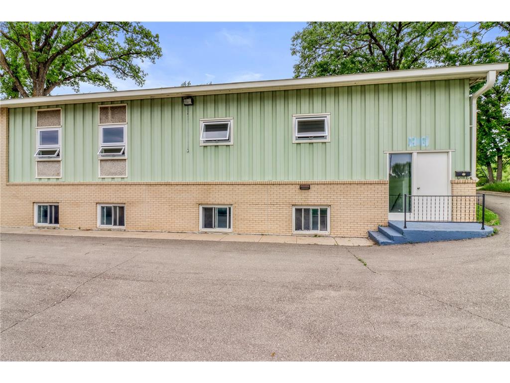 522 Main Street W Detroit Lakes MN 56501 7086915 image4