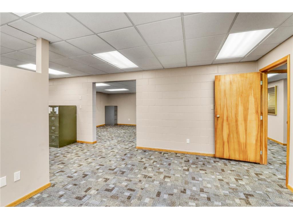 522 Main Street W Detroit Lakes MN 56501 7086915 image40