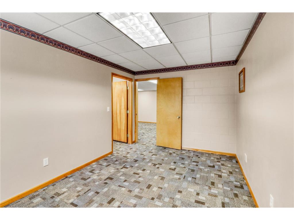522 Main Street W Detroit Lakes MN 56501 7086915 image43