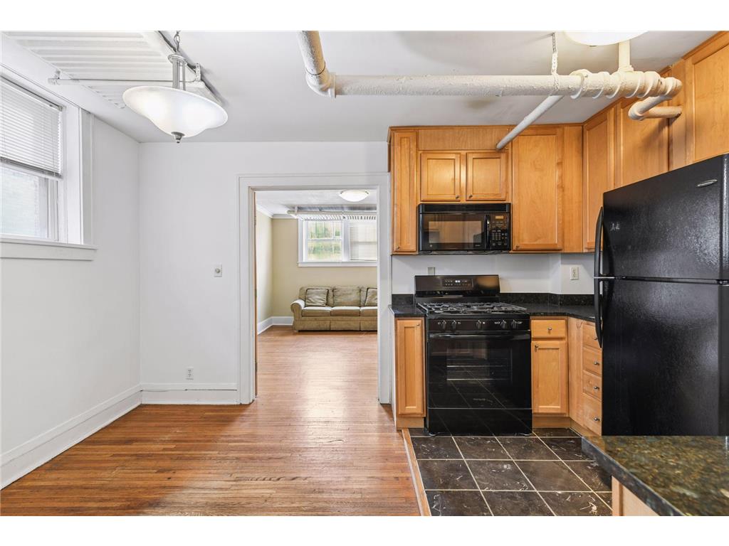 522 Ridgewood Avenue #9 Minneapolis MN 55403 7024176 image13