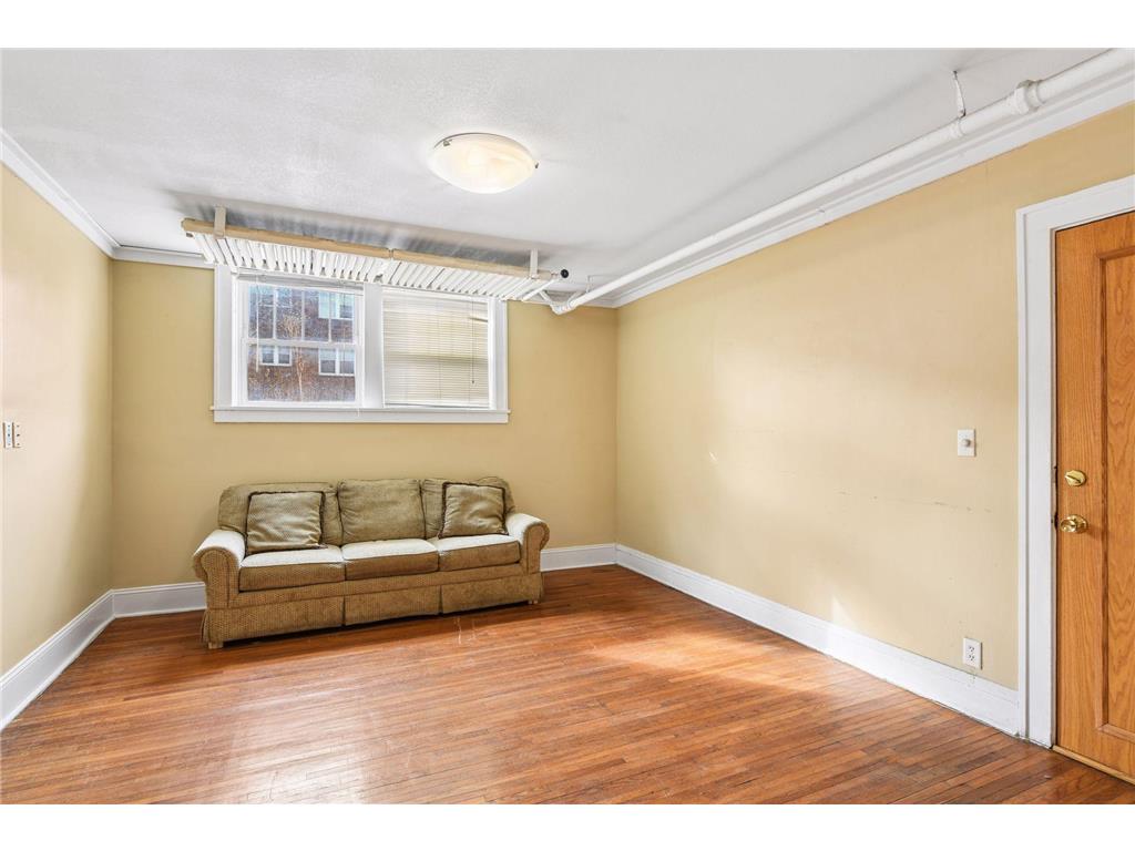 522 Ridgewood Avenue #9 Minneapolis MN 55403 7024176 image3