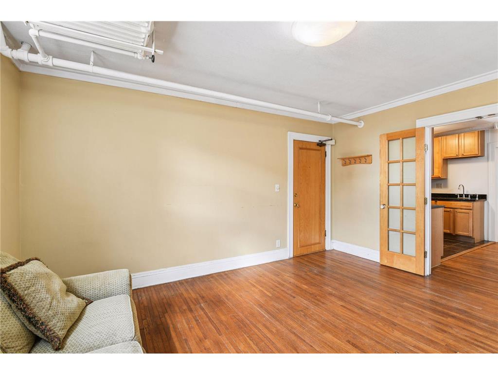 522 Ridgewood Avenue #9 Minneapolis MN 55403 7024176 image8