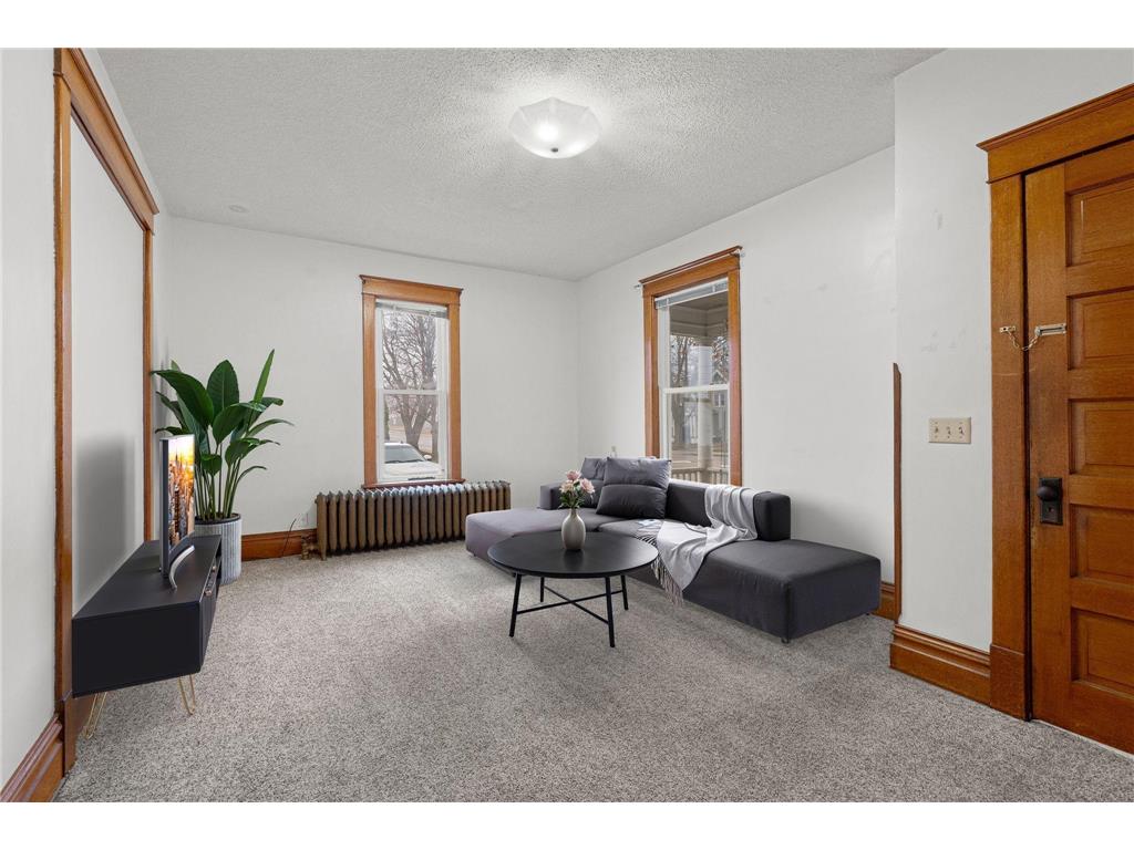 522 S Oak Avenue Owatonna MN 55060 6822126 image2