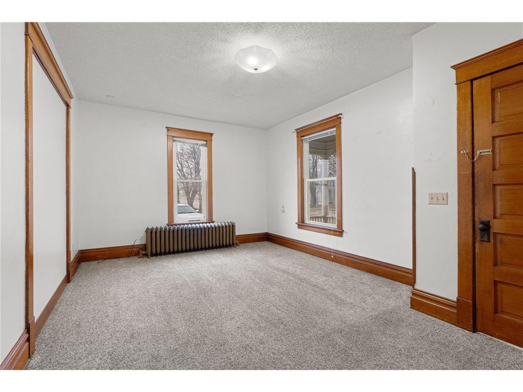 522 S Oak Avenue Owatonna MN 55060 6822126 image3