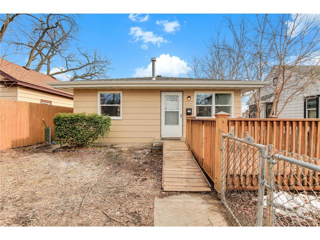 522 Summit Street NE Columbia Heights MN 55421 7029016 image1