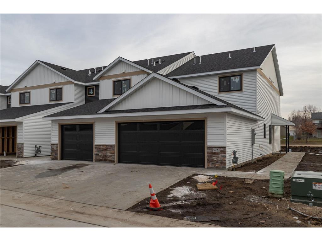 5220 Harvest Square Place NW Rochester MN 55901 6482976 image1