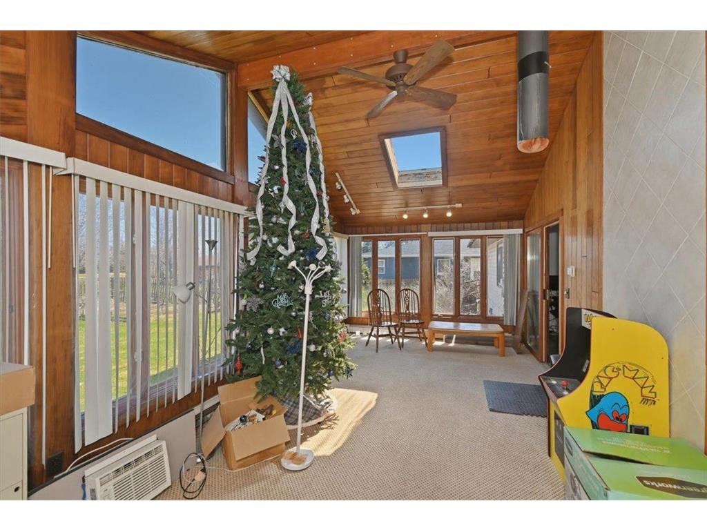 5220 Tower Avenue Superior WI 54880 7068120 image10