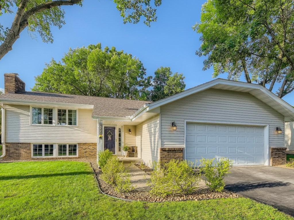 5220 W 111th Street, Bloomington, MN, 55437 MLS 6251747 Edina Realty