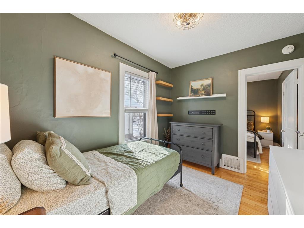 5221 43rd Avenue S Minneapolis MN 55417 7018902 image17