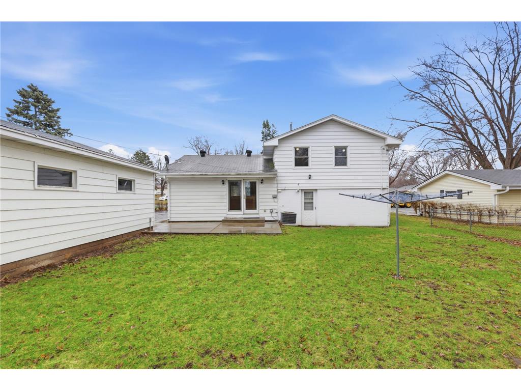 5221 Sumter Avenue N New Hope MN 55428 7041077 image27