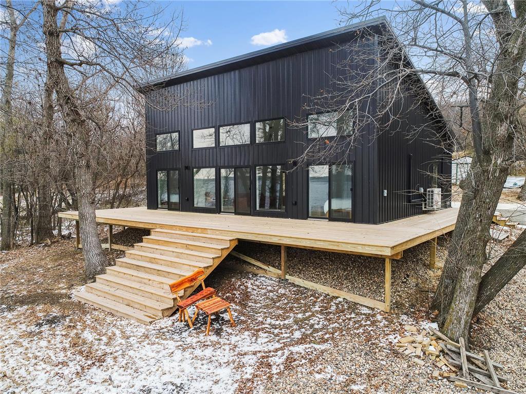 5222 Island View Drive Browns Valley MN 56296 6634800 image1