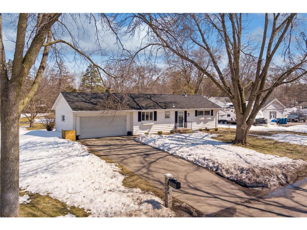 5223 Holiday Road Minnetonka MN 55345 6347793 image1