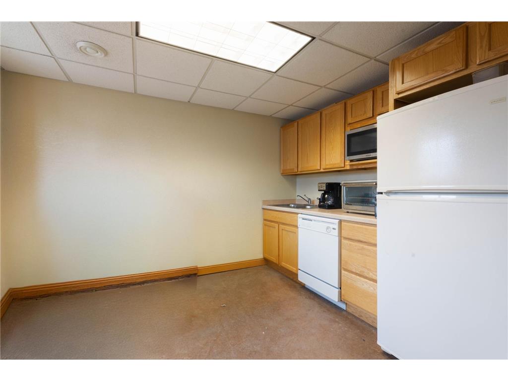 5223 Oakes Avenue Superior WI 54880 7056469 image16
