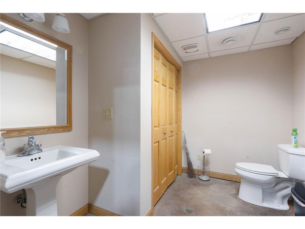 5223 Oakes Avenue Superior WI 54880 7056469 image19