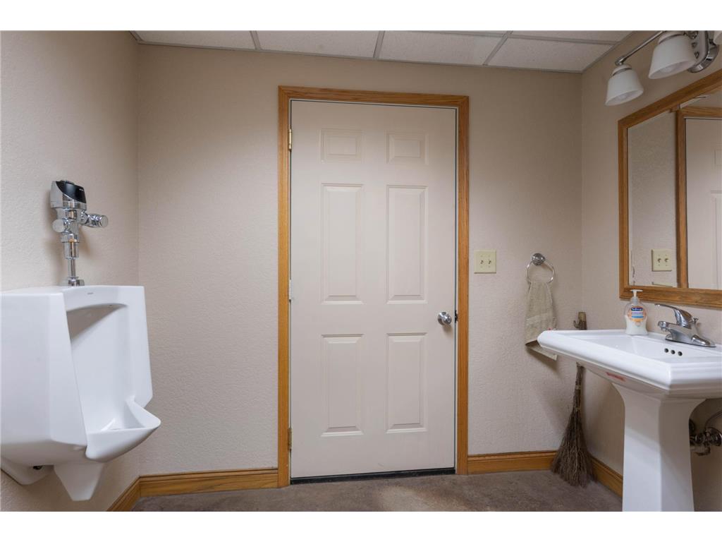 5223 Oakes Avenue Superior WI 54880 7056469 image20