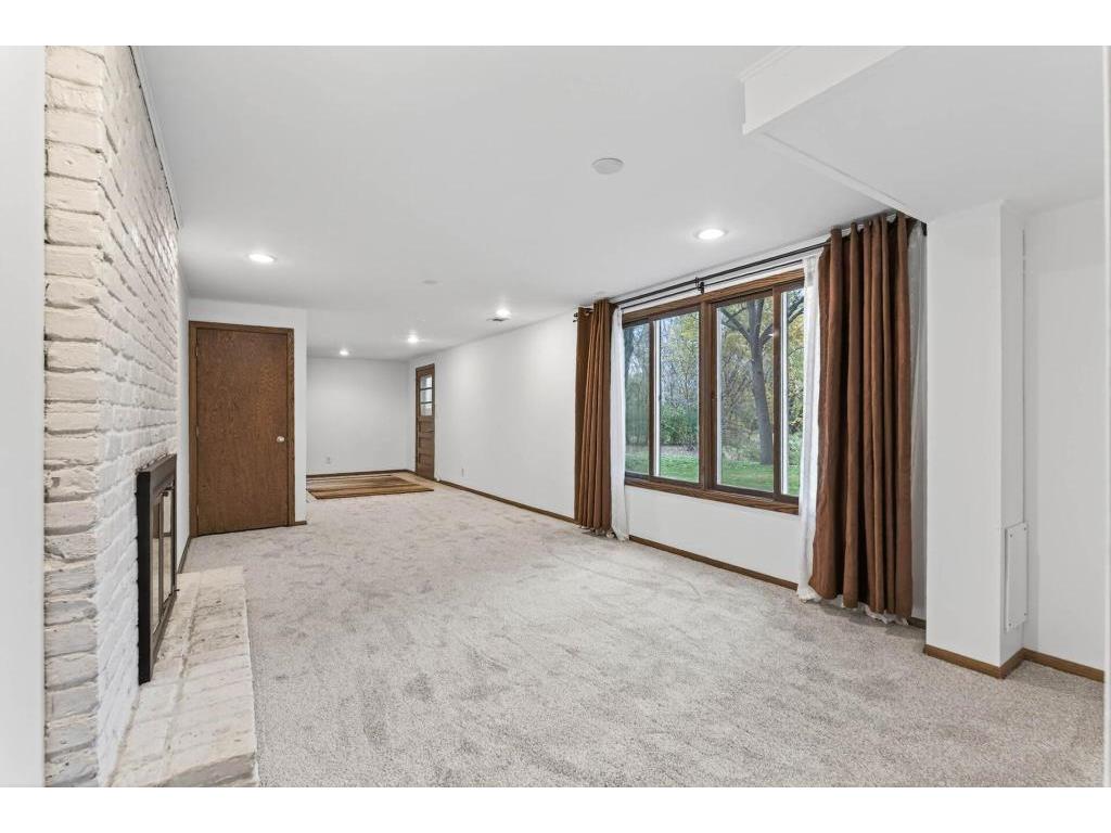 5224 W 70th Street Edina MN 55439 - Nine Mile Creek 7009448 image21