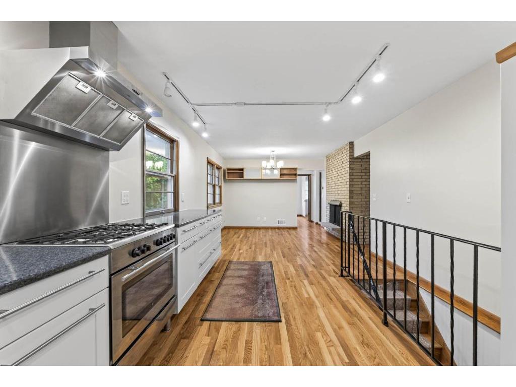 5224 W 70th Street Edina MN 55439 - Nine Mile Creek 7009448 image8