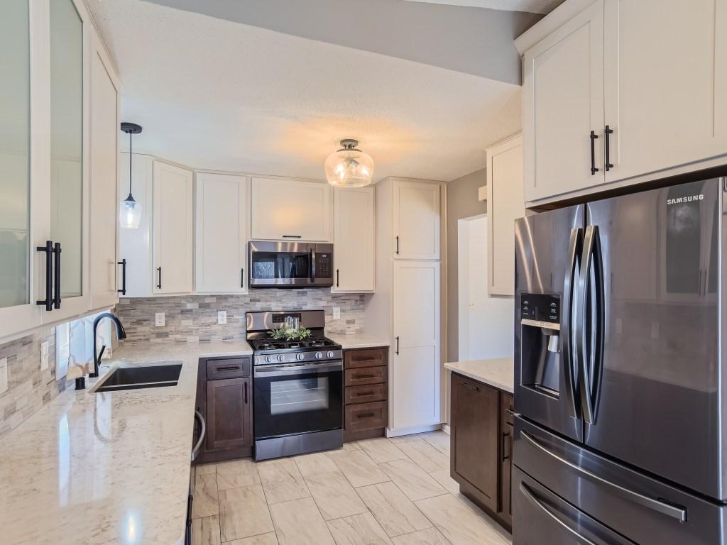 5225 77th Avenue N Brooklyn Park MN 55443 6495240 image1