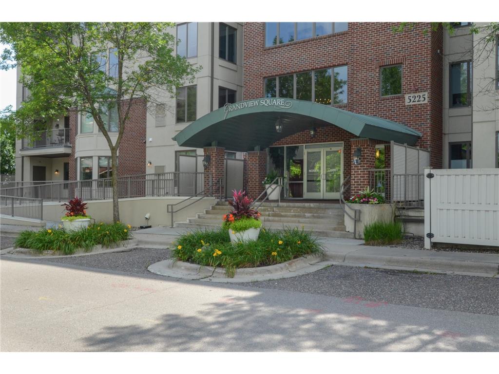 5225 Grandview Square #114 Edina MN 55436 6773556 image1