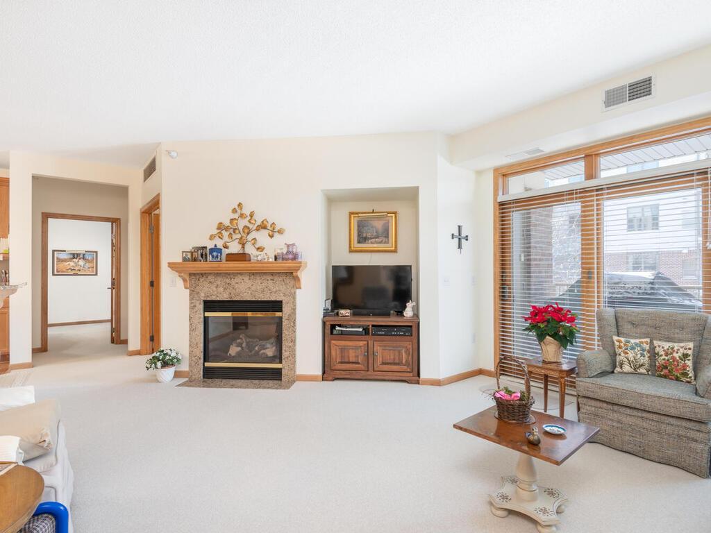 5225 Grandview Square #210 Edina MN 55436 7001832 image10