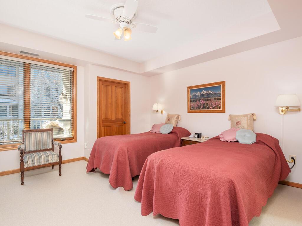 5225 Grandview Square #210 Edina MN 55436 7001832 image15