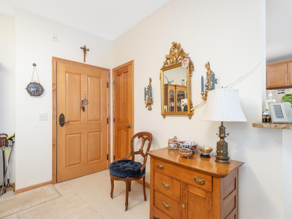 5225 Grandview Square #210 Edina MN 55436 7001832 image2