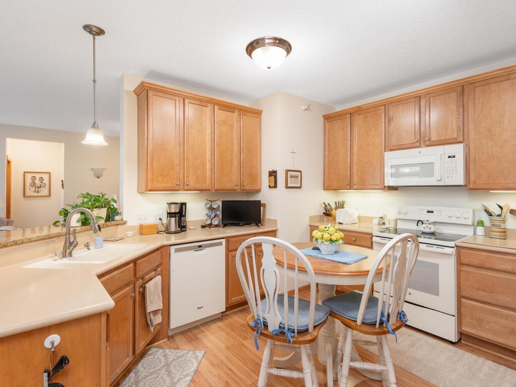 5225 Grandview Square #210 Edina MN 55436 7001832 image5